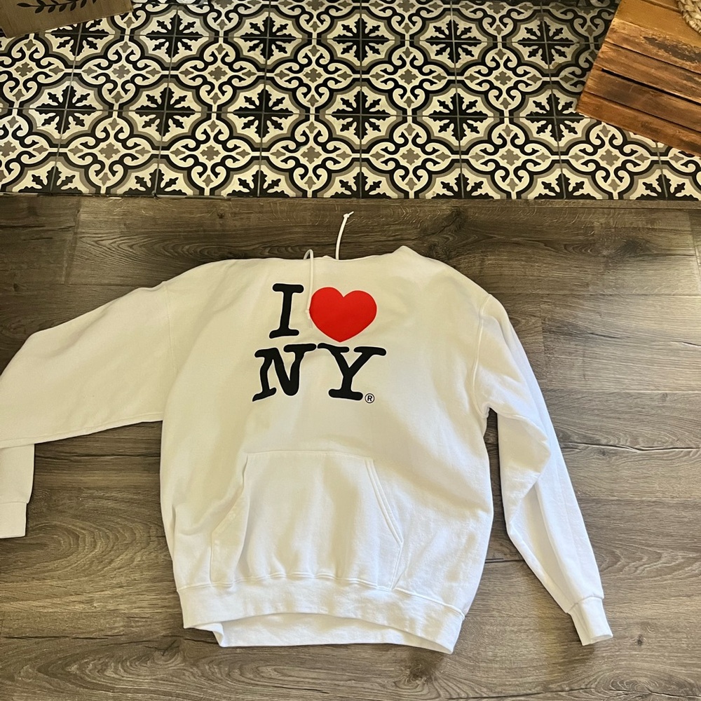 White I Heart New York hoodie